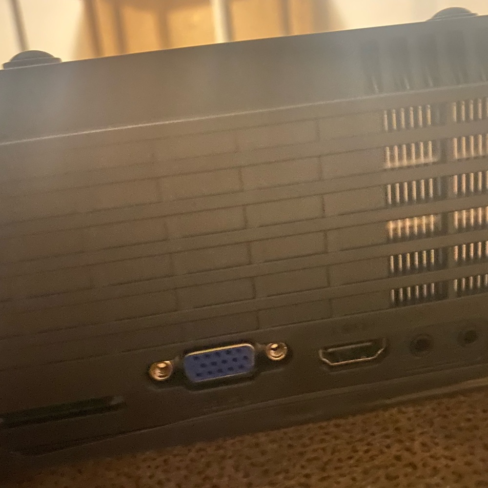 SwissPro LED Projector - Picture 13 of 13